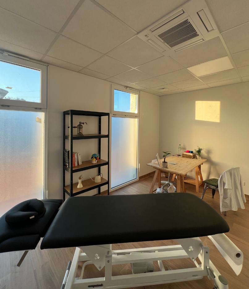 Hugo Brouard (1080 x 1080 px) (1080 x 1080 px)